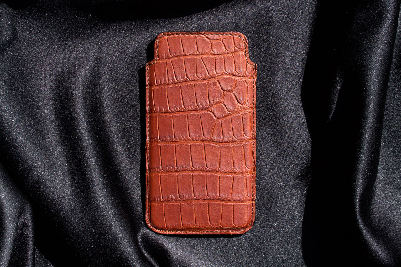handmade aligator leather iPhone case